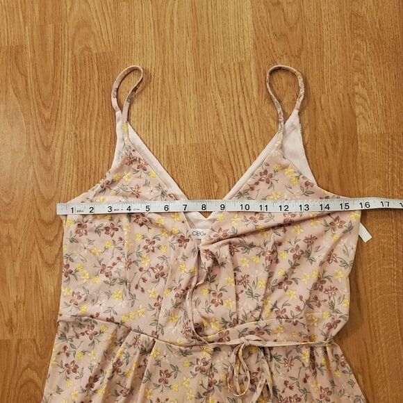 BCBGeneration Floral Spaghetti Strap Wrap Dress size XXS in Pink - NEW - Picture 11 of 13